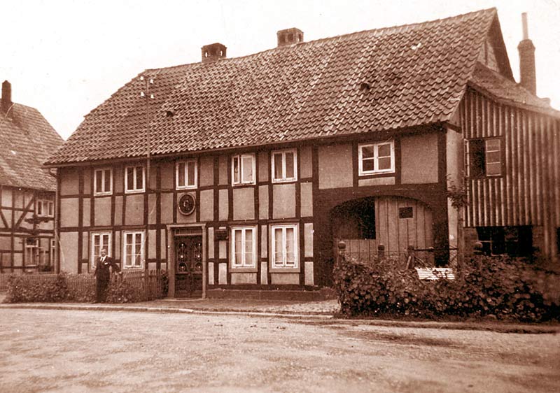 SchneiderMueller1943.jpg